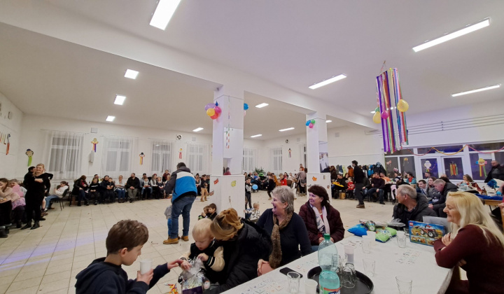 2. fotografia fotogalérie KULTÚRNY DOM OCÚ OVČIE